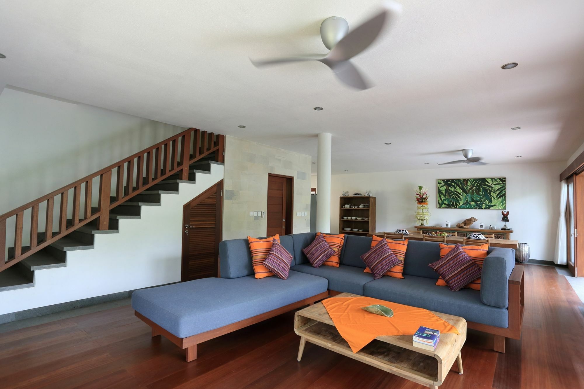 D'legon Luxury *